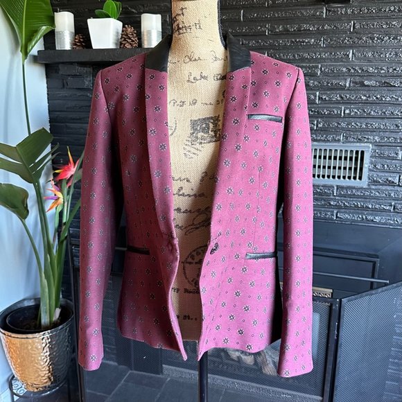 Women's Beatrice B. Italy Maroon Blazer, Size US 12, NWOT - Picture 4 of 11